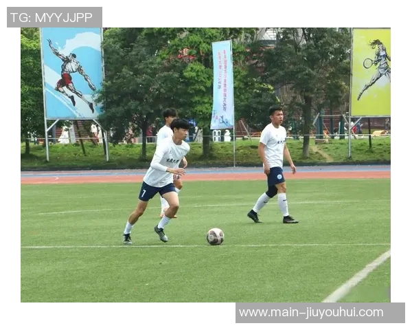 探索足球的灵魂BBC纪录片带你走进绿茵场的背后故事与传奇瞬间